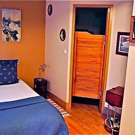 Nocleg ze śniadaniem D'hotes La Celestine 4*